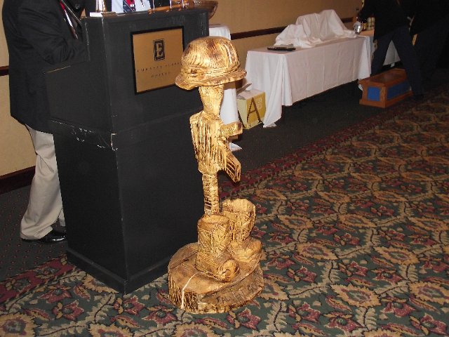 Before the Banquet  Wooden Statue    DSCF1622